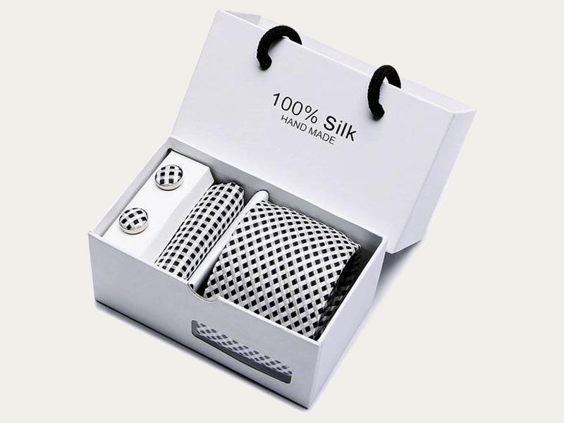 Pocket Square Boxes