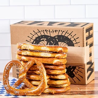  	Sleek and Slim Pretzel Boxes:	 